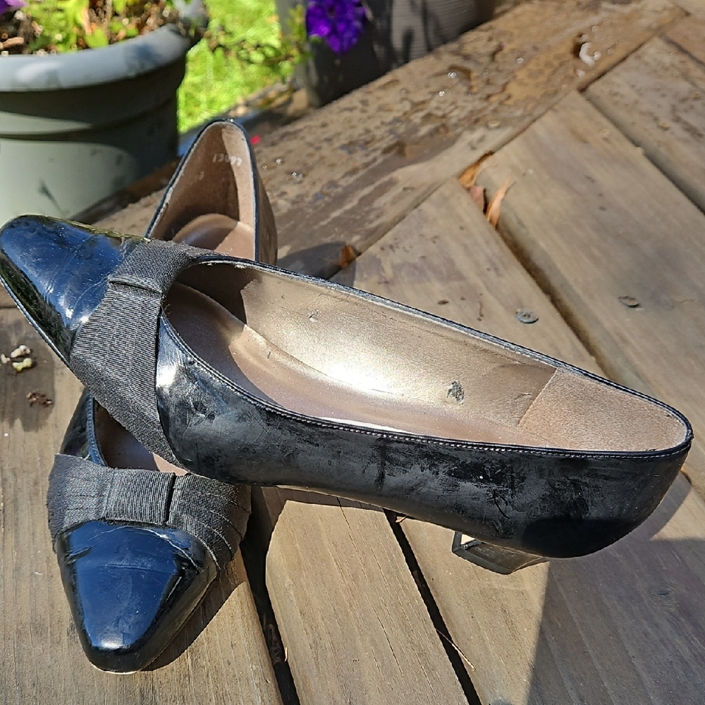 Naturalizer Black Patent Heels